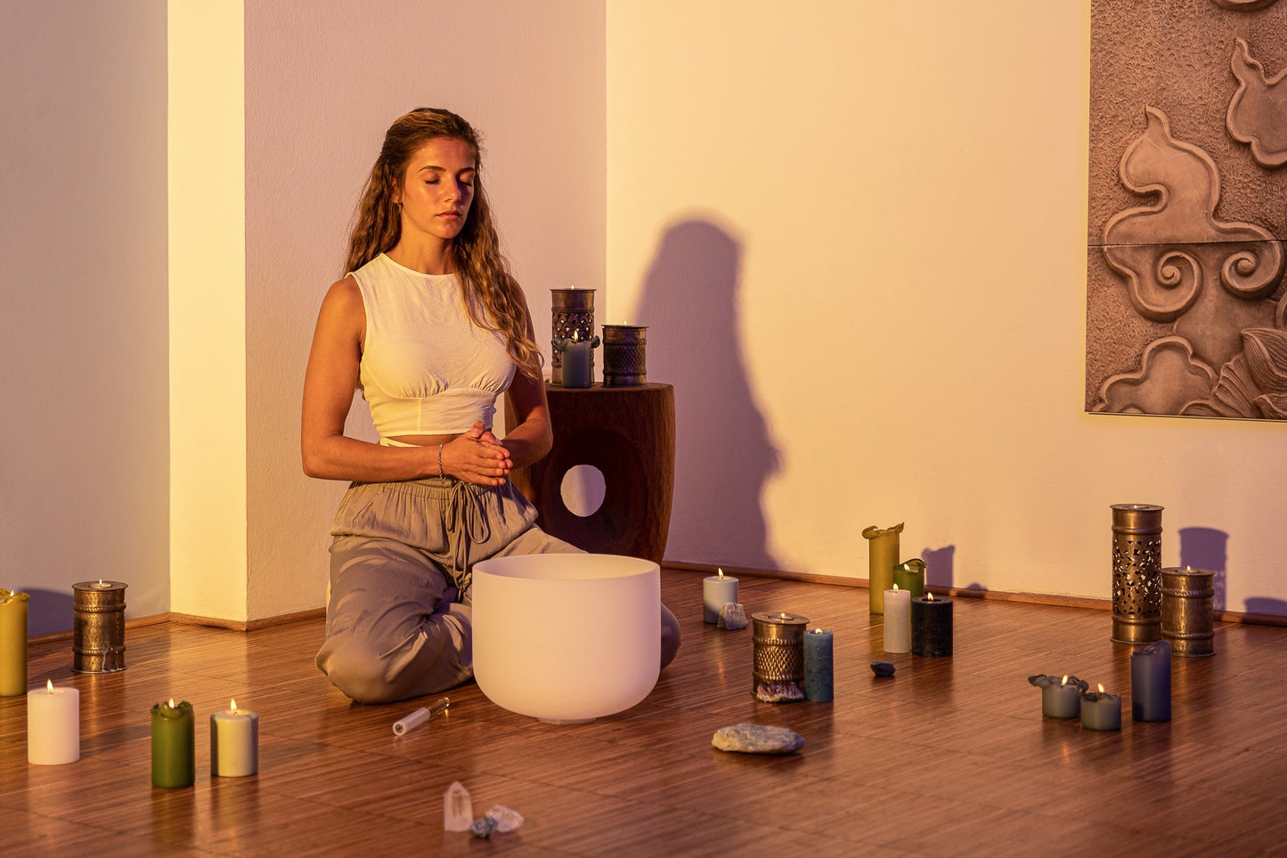 432 Hz 8"-14" Crystal Singing Bowls Chakra Set of 7 - Pure White Frosted Quartz