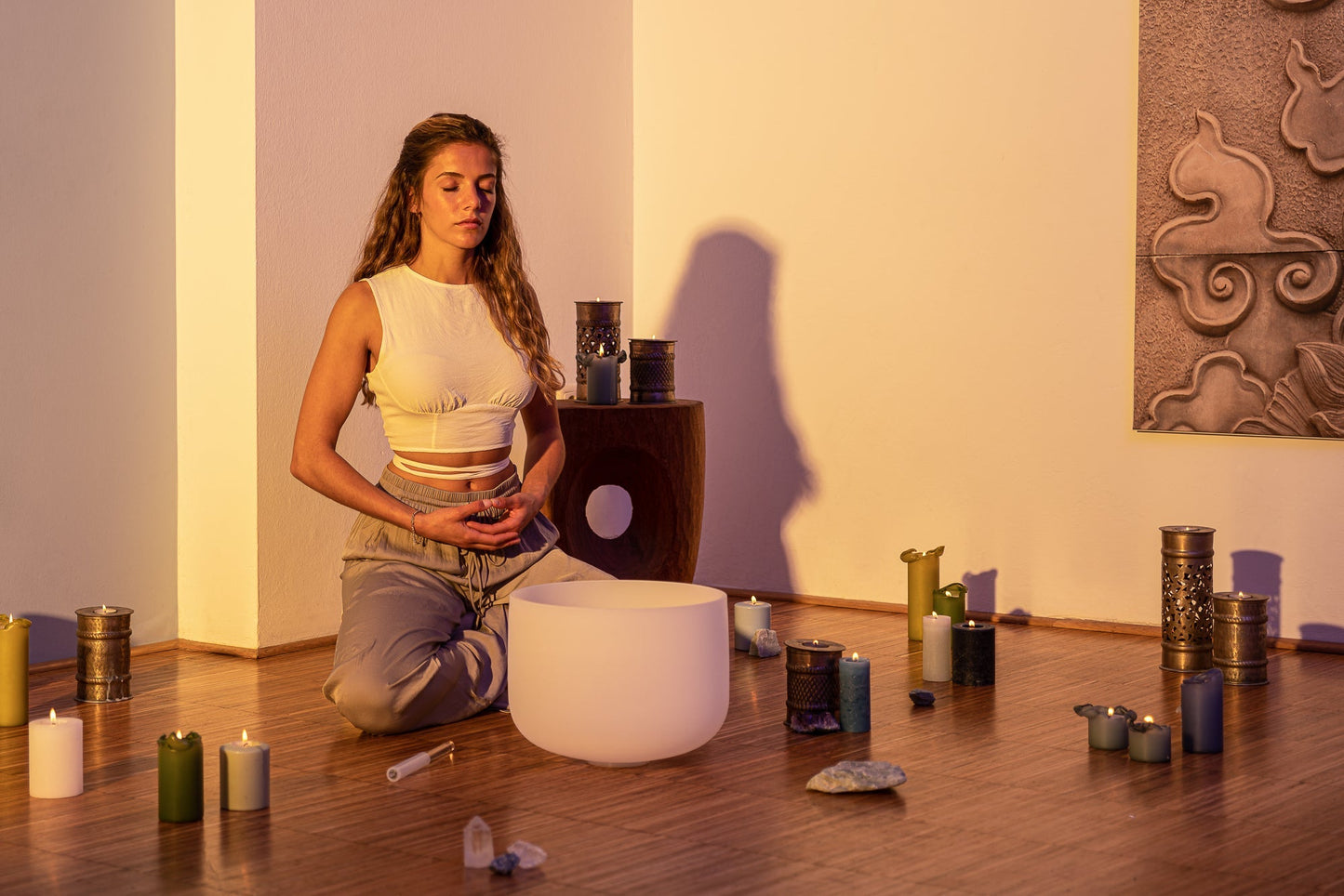 432 Hz 8"-14" Crystal Singing Bowls Chakra Set of 7 - Pure White Frosted Quartz